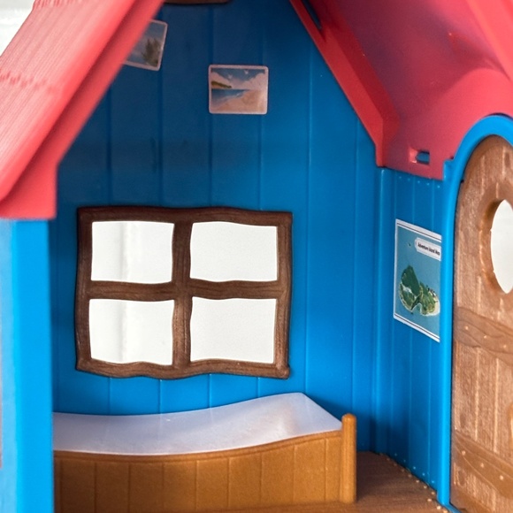CALICO CRITTERS Secret Island Playhouse Treehouse Sylvanian Family Seaside House - Picture 9 of 14